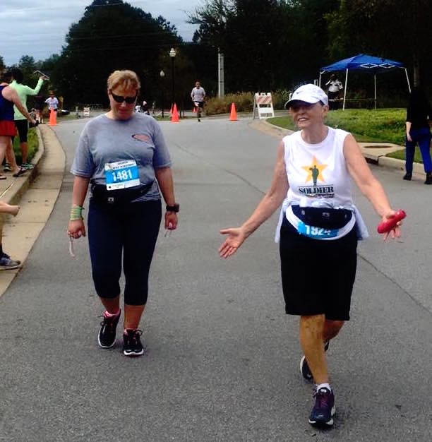 Soldier Marathon Monica Kennis, Gloria Walsh